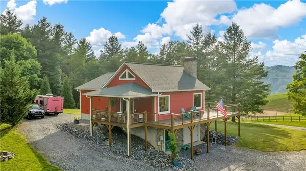 160 Papaws Place Road, West Jefferson, NC 28694
