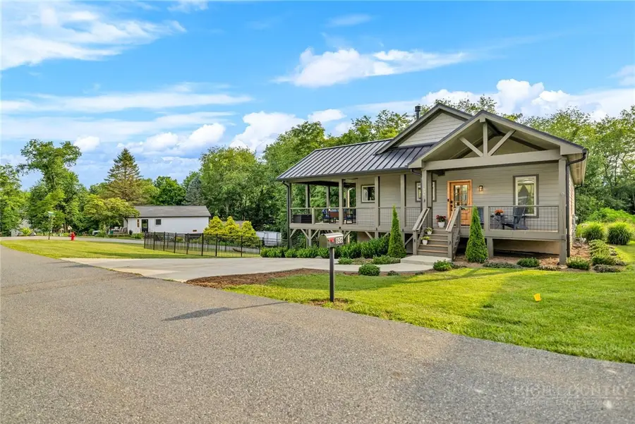 806 Hillcrest Avenue, West Jefferson, NC 28694 - #2