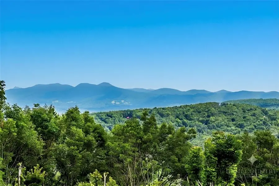 128 Village Road, Beech Mountain, NC 28604 - #3
