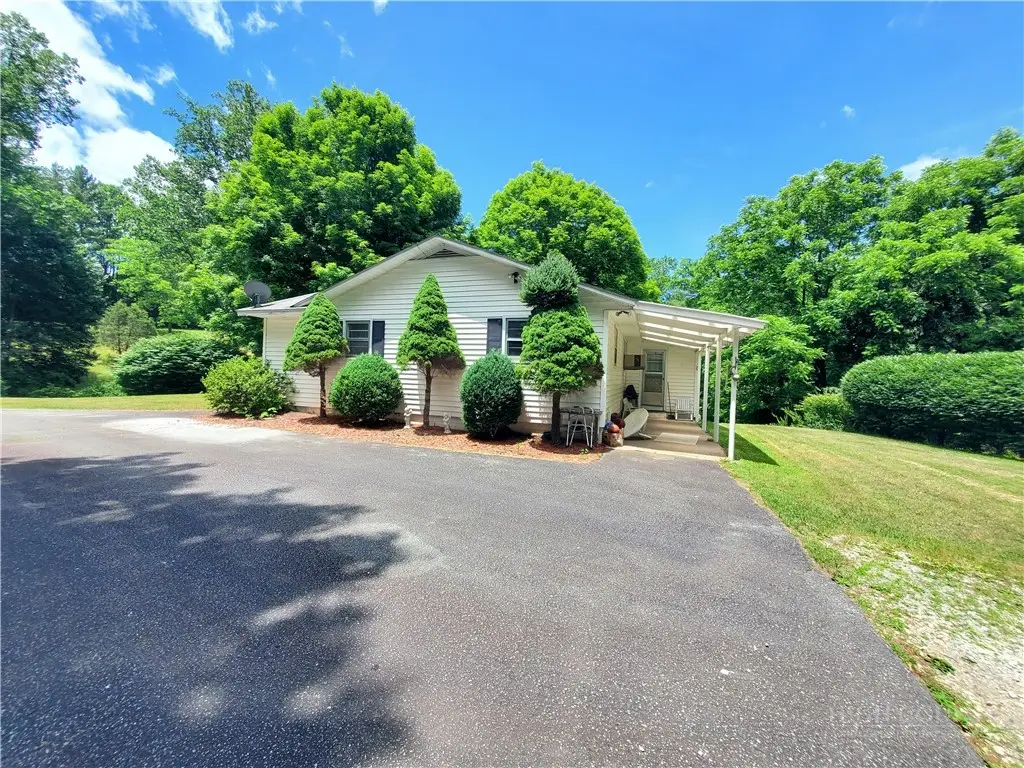 886 Hanging Rock Road, Spruce Pine, NC 28777 - #1