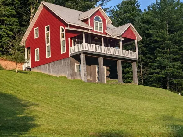 294 Wildcat Ridge Road, Deep Gap, NC 28618