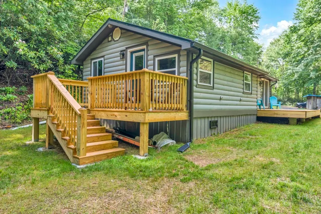 166 Charlie Hicks Road, Banner Elk, NC 28604 - #1