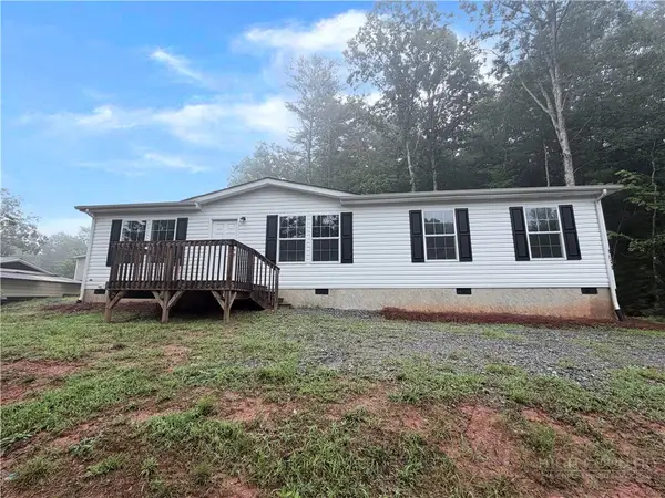 3153 Bear Trail Drive, Lenoir, NC 28645