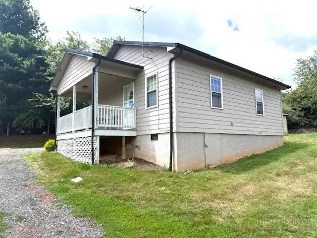 201 Bertie Lane, Jefferson, NC 28640 - #2