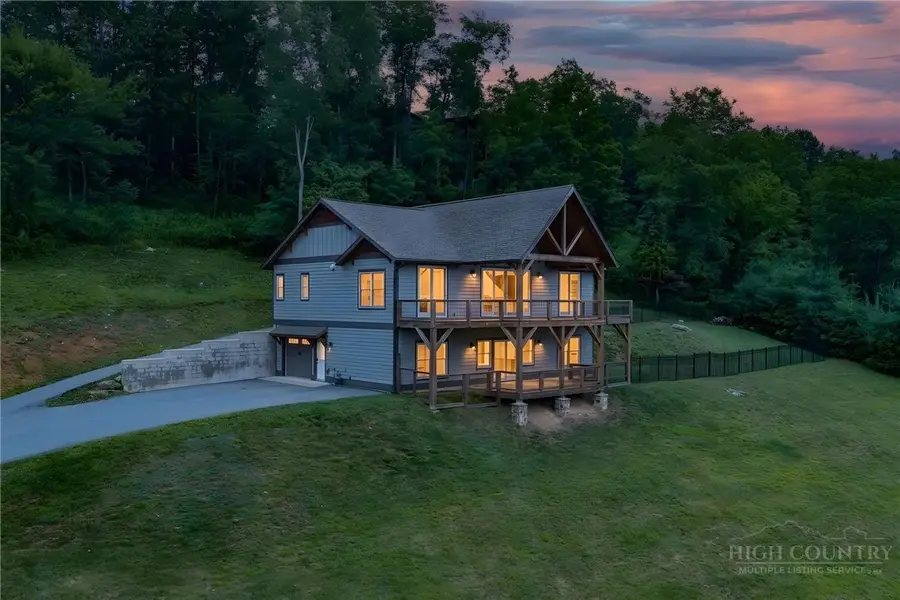 726 Silver Springs Drive, Banner Elk, NC 28604 - #2