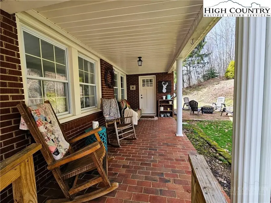 780 Wade Bare Rd, Jefferson, NC 28640 - #2