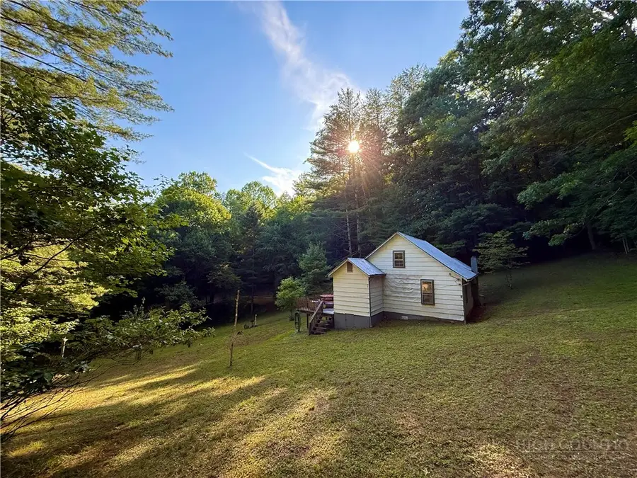 1025 Lue Jones Road, Warrensville, NC 28693 - #2