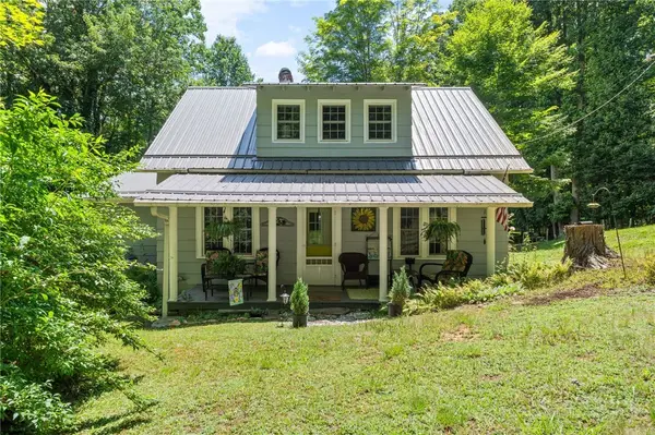 129 Troys Trail, Todd, NC 28684