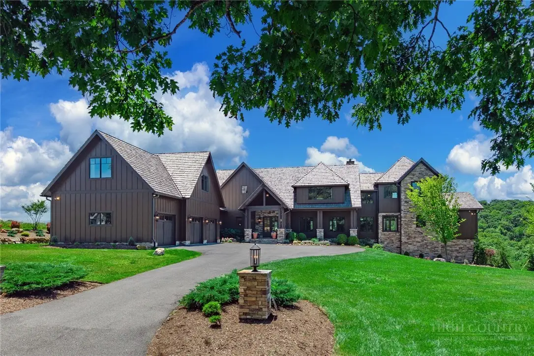 864 Thunderhill Trail, Blowing Rock, NC 28605 - #1