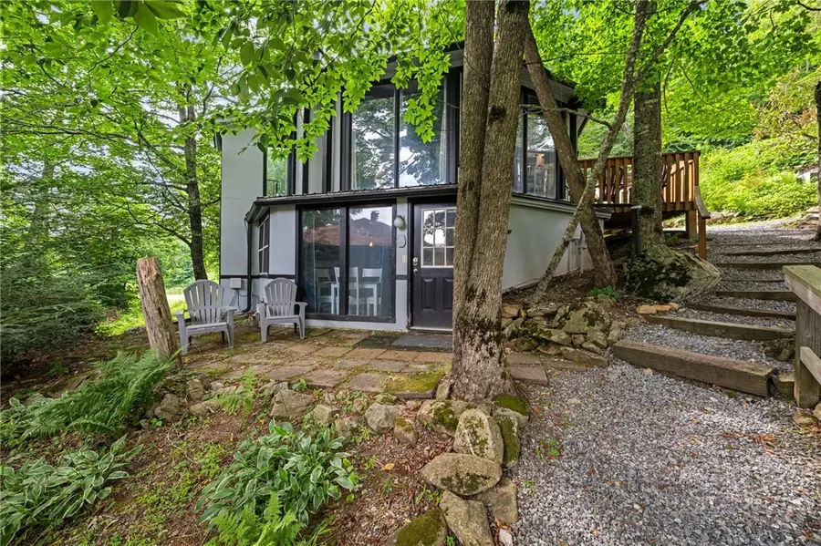 520 Briarcliff Road, Banner Elk, NC 28604 - #2