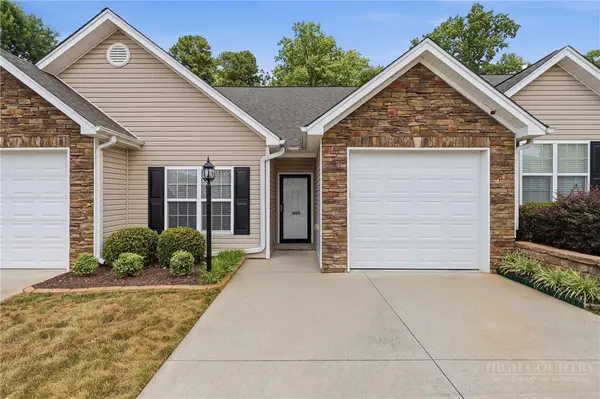 1689 Grand Springs Drive #1, Winston Salem, NC 27127