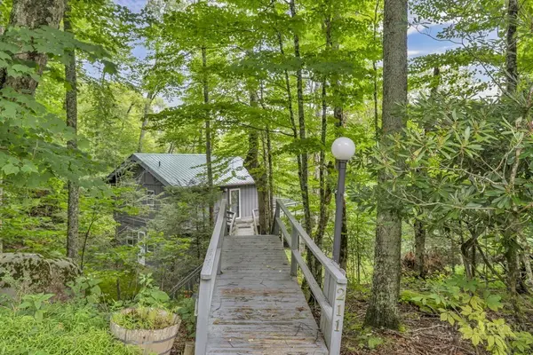 211 Foxgrape Hollow, Beech Mountain, NC 28604
