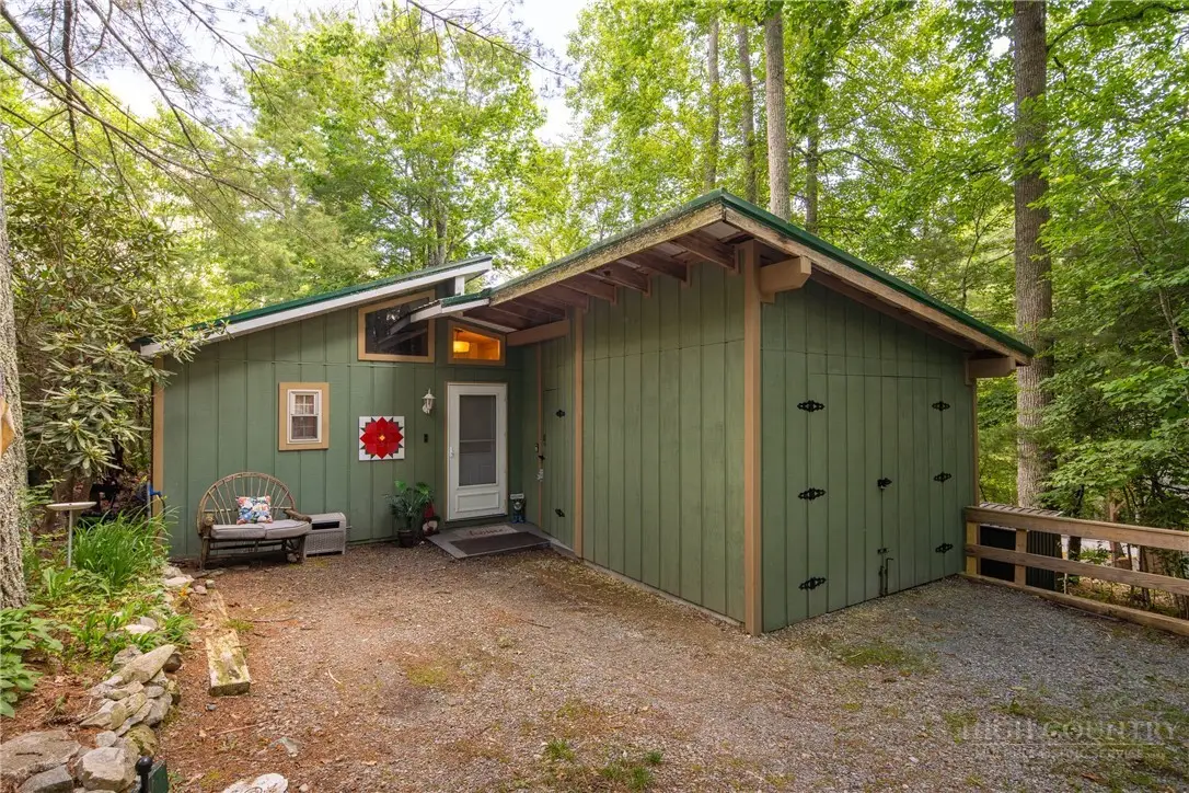 458 Windridge Road, Newland, NC 28657 - #1