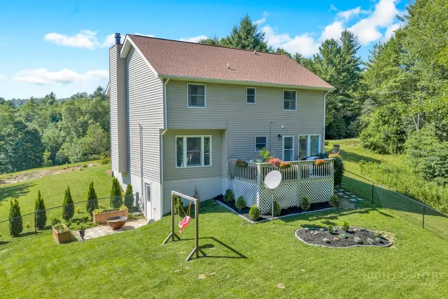 6415 Rhododendron Run, Newland, NC 28657 - #2