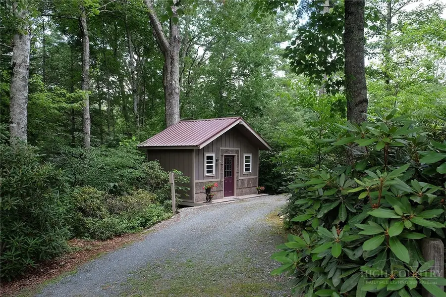 203 Black Pine Road, Pineola, NC 28657 - #3