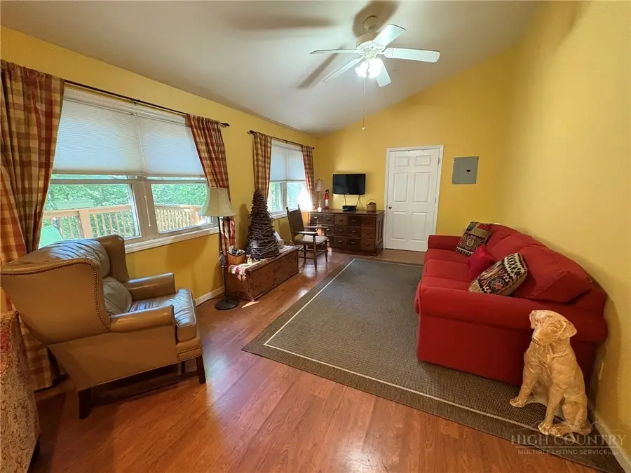 51 Pepperidge Lane, Newland, NC 28657 - #2