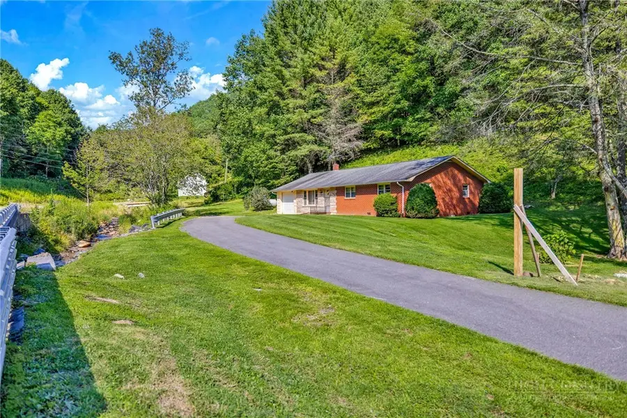 480 Roaring Fork Road, Creston, NC 28615 - #3