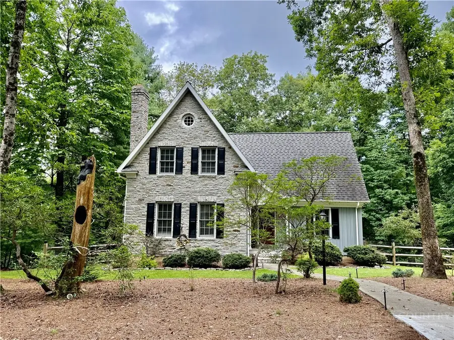 21 Maple Leaf Lane, Roaring Gap, NC 28668 - #3