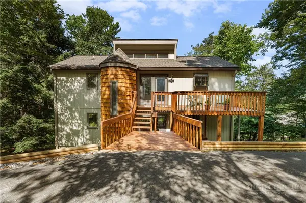 100 Grassy Gap Loop Road, Beech Mountain, NC 28604