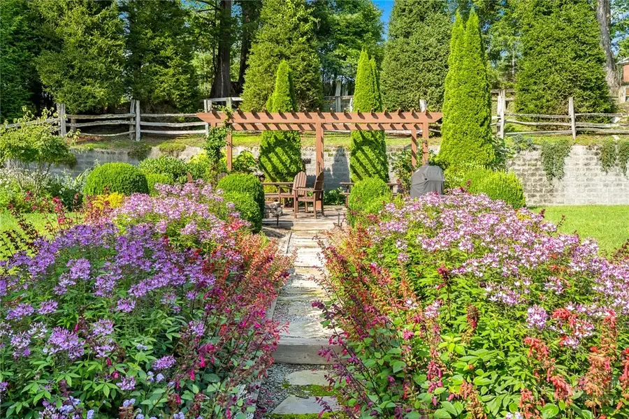 145 Mill Pond Manor Drive #8, Banner Elk, NC 28604 - #3