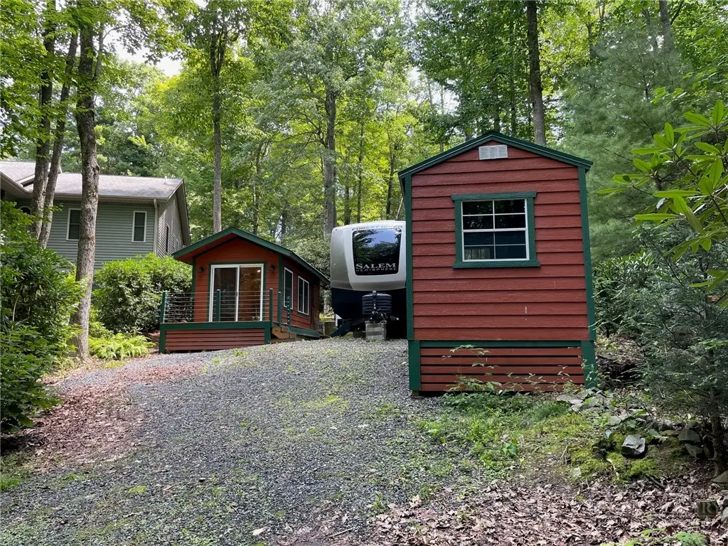 42 Azalea Lane, Newland, NC 28657 - #1