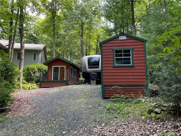 42 Azalea Lane, Newland, NC 28657