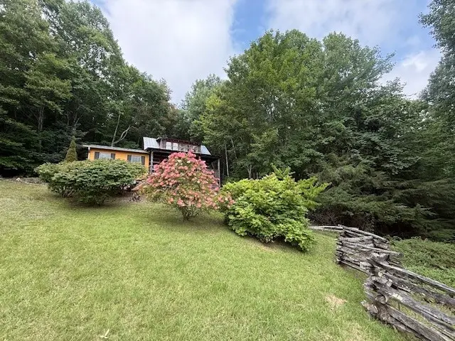 314 Frontier Drive, West Jefferson, NC 28694 - #2