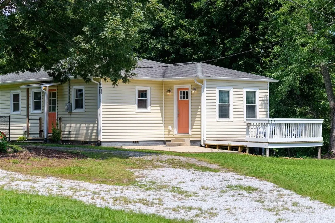 713 SW Wilmont Street, Lenoir, NC 28645 - #1