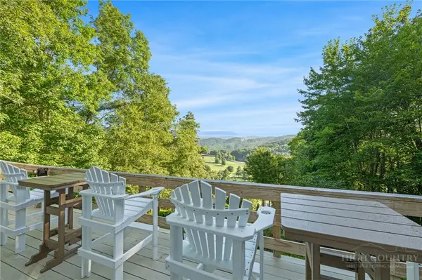 924 Balsam Drive, Newland, NC 28657