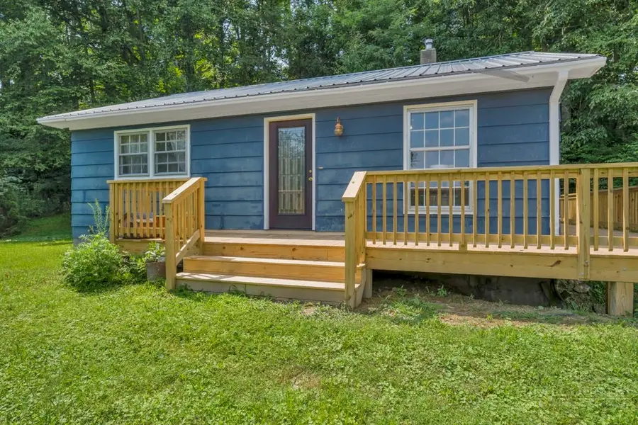 673 Hattie Hill Road, Vilas, NC 28692 - #2