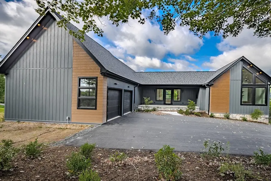 121 Charter Court, Jefferson, NC 28640 - #2
