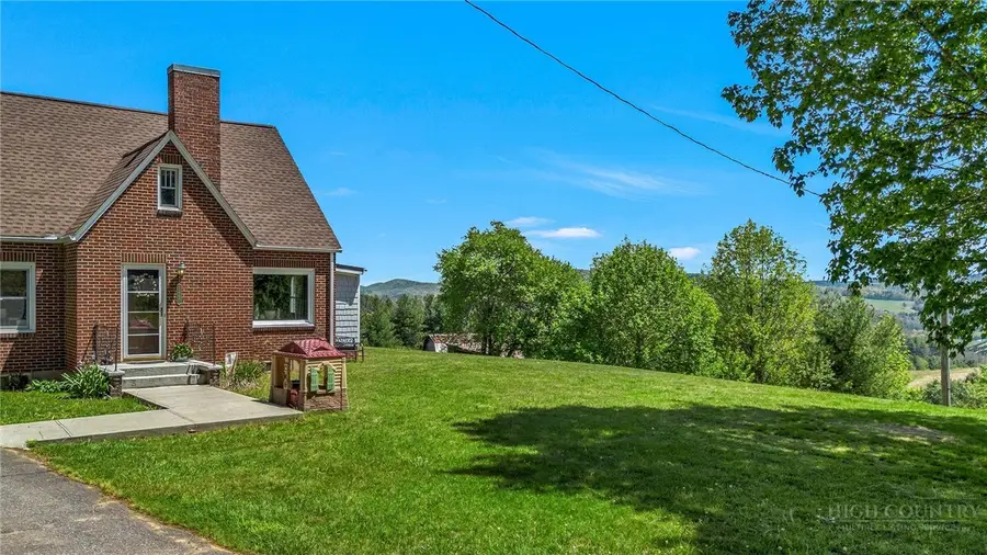 1607 Will Vannoy Road, West Jefferson, NC 28694 - #2