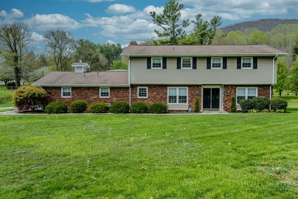 501 N Jefferson Avenue, West Jefferson, NC 28694 - #1