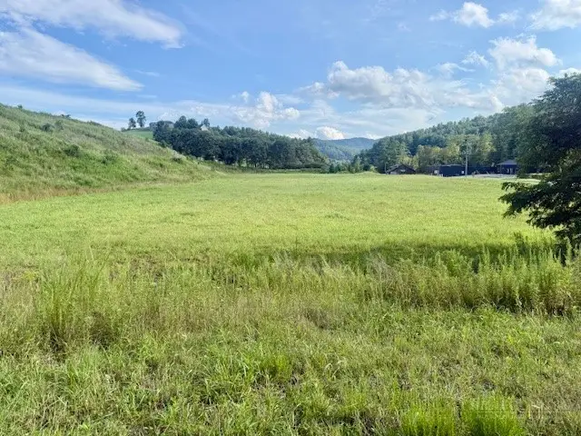 103 S Jefferson #A, West Jefferson, NC 28694 - #2