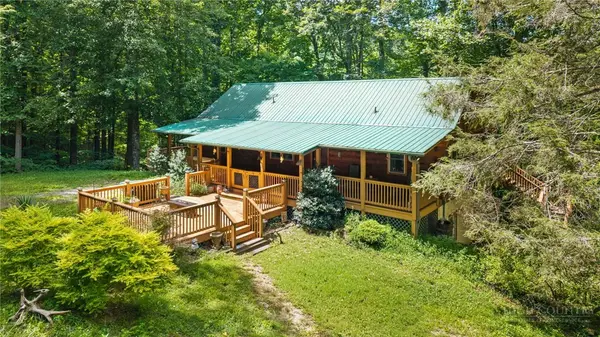 2417 Russ Norris Road, Elk Park, NC 28622