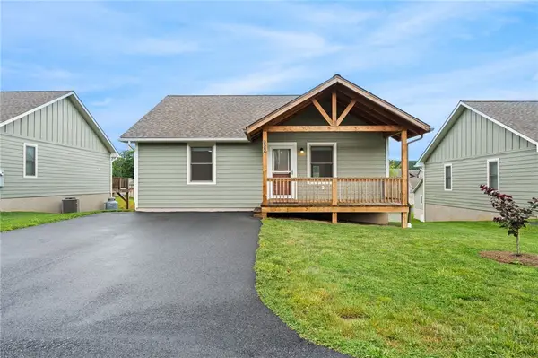 555 Townhomes Place #555, Boone, NC 28607