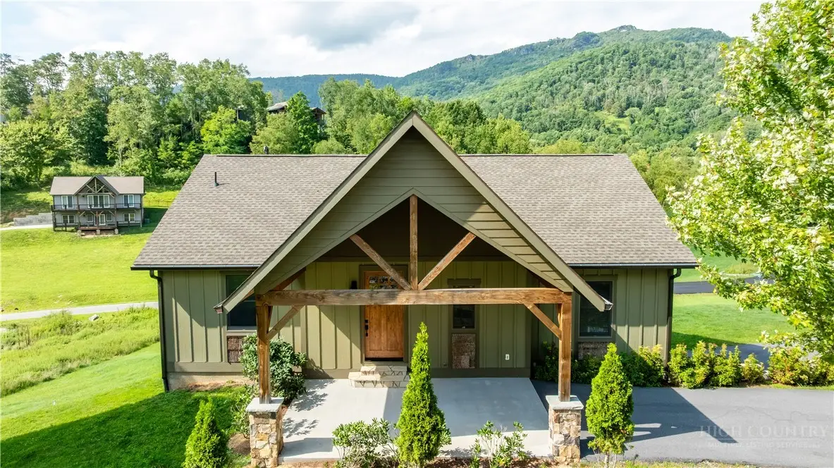 128 Snow Fox Lane, Banner Elk, NC 28604 - #1