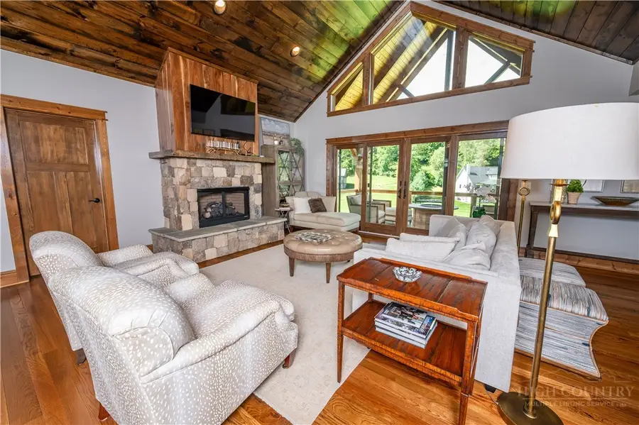 128 Snow Fox Lane, Banner Elk, NC 28604 - #3