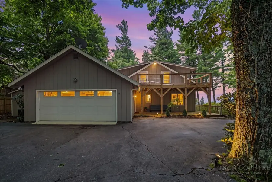 561 Green Hill Circle, Blowing Rock, NC 28605 - #2