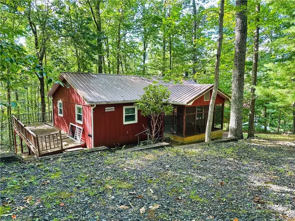 319 Walnut Hills Circle, Crumpler, NC 28617