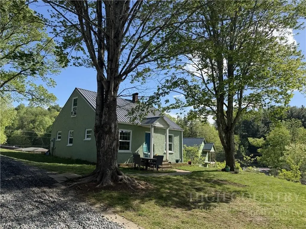 130 Bluegrass Drive, West Jefferson, NC 28694 - #1
