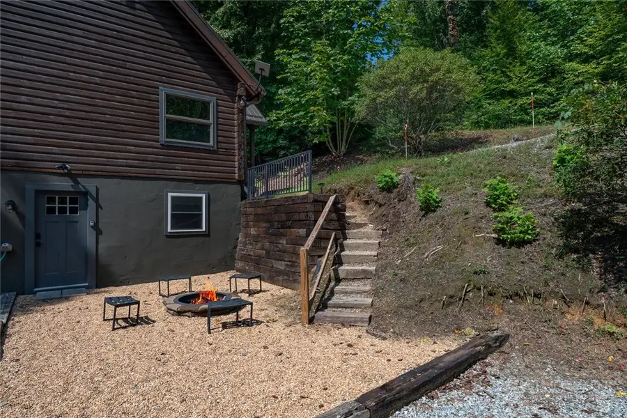 3925 Blackberry Crest Lane, Lenoir, NC 28645 - #3