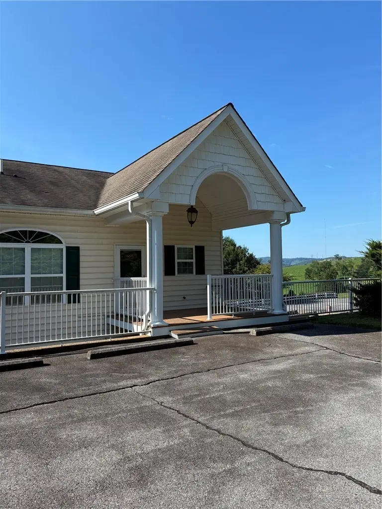 33 Grand Circle #404, Sparta, NC 28675 - #2