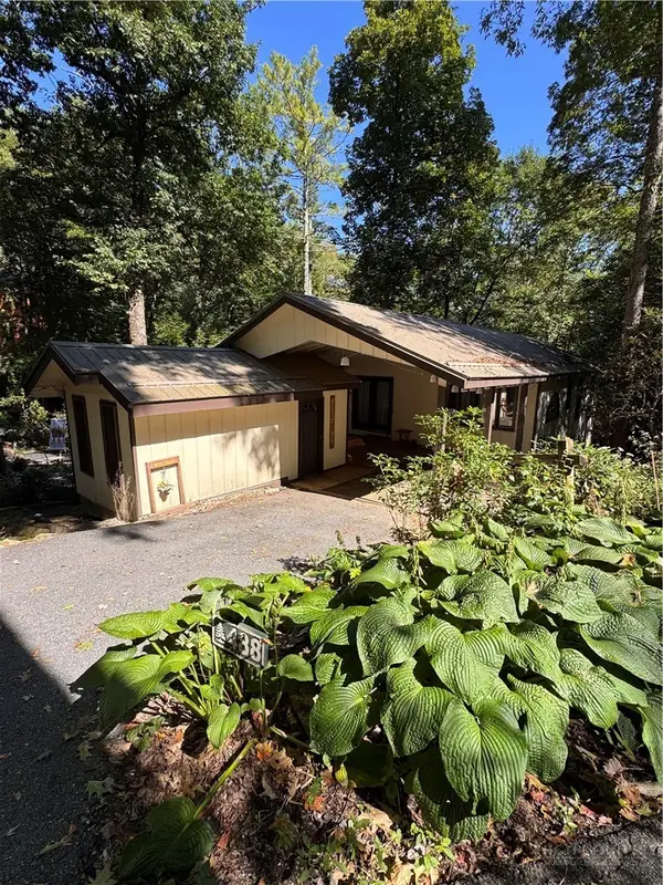 488 Hemlock Loop, Newland, NC 28657