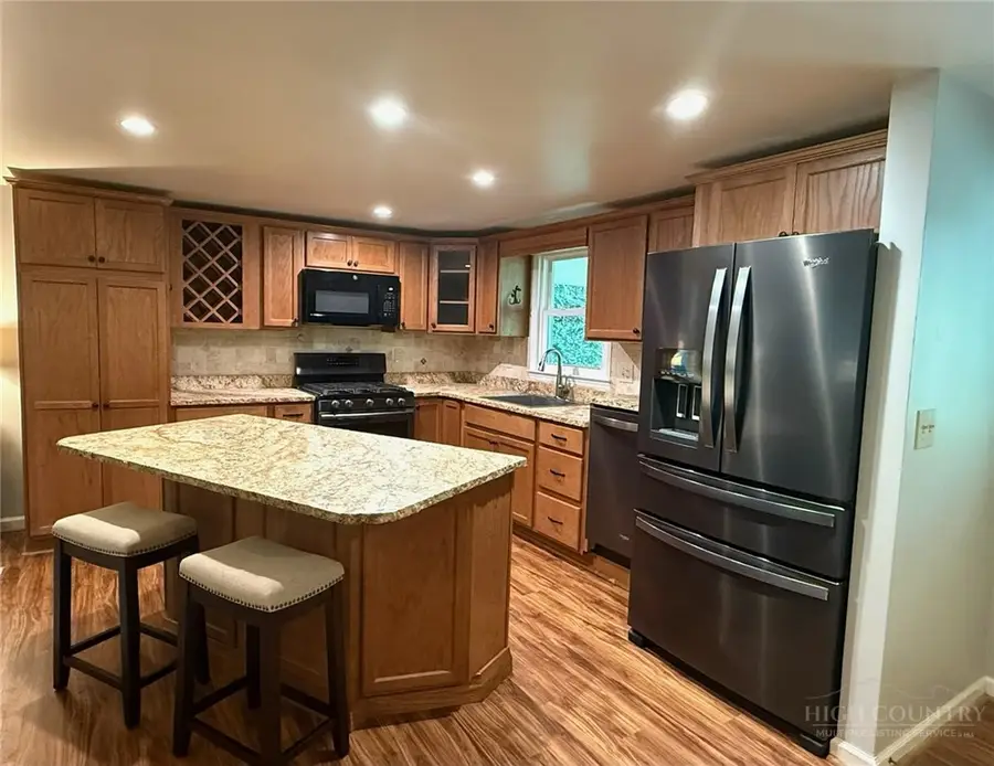 54 Whispering Pine Loop, Newland, NC 28657 - #3