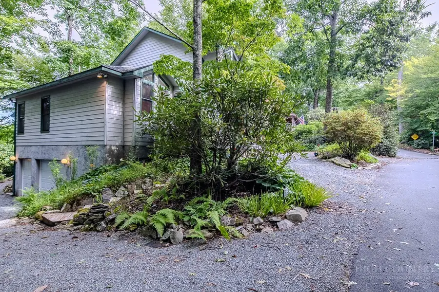 169 Woodcliff Loop, Newland, NC 28657 - #2