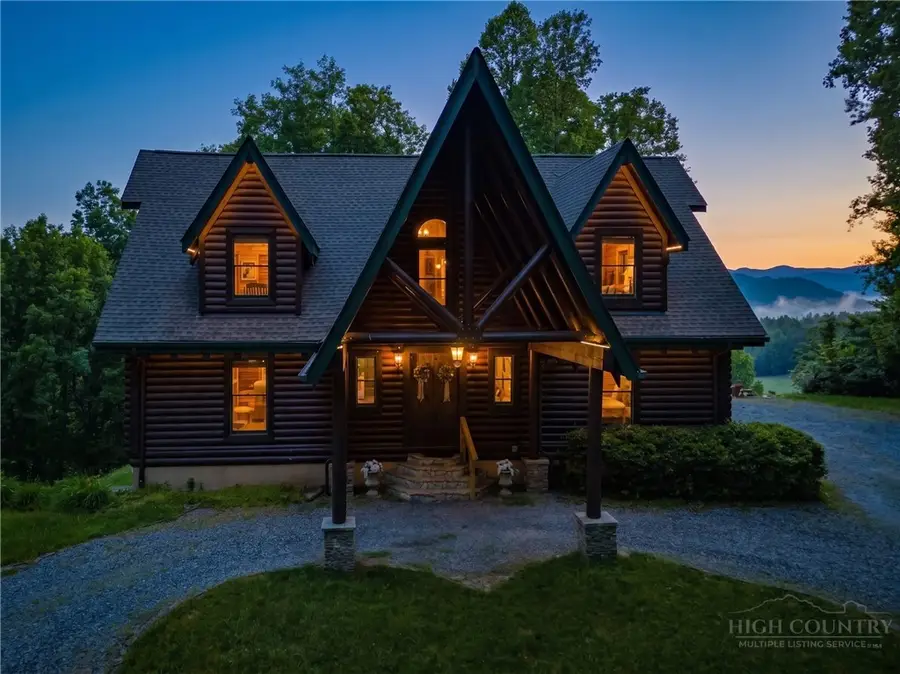 605 Thistle Way, Sugar Grove, NC 28679 - #2