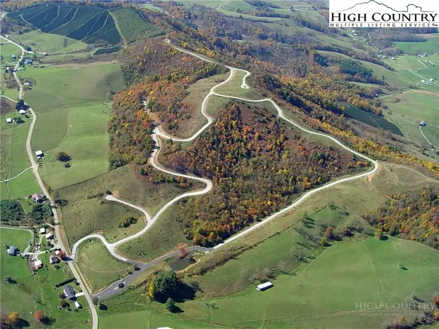23 Twin Oaks Mountain Boulevard, Sparta, NC 28675 - #2