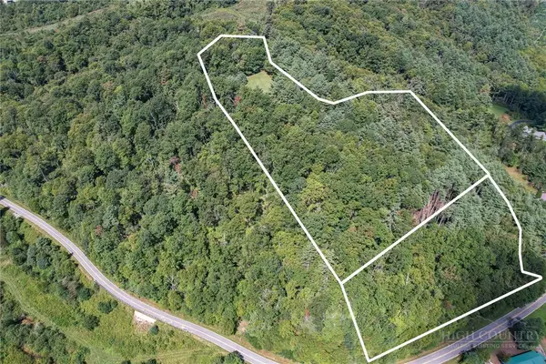 97 View Lane, Laurel Springs, NC 28644