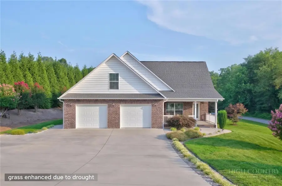 100 Rivercliff Drive, Hudson, NC 28638 - #3